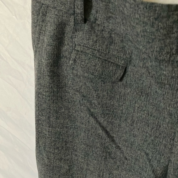 Banana Republic: Gray Wool Blend Dress pants- 6L - Picture 4 of 16